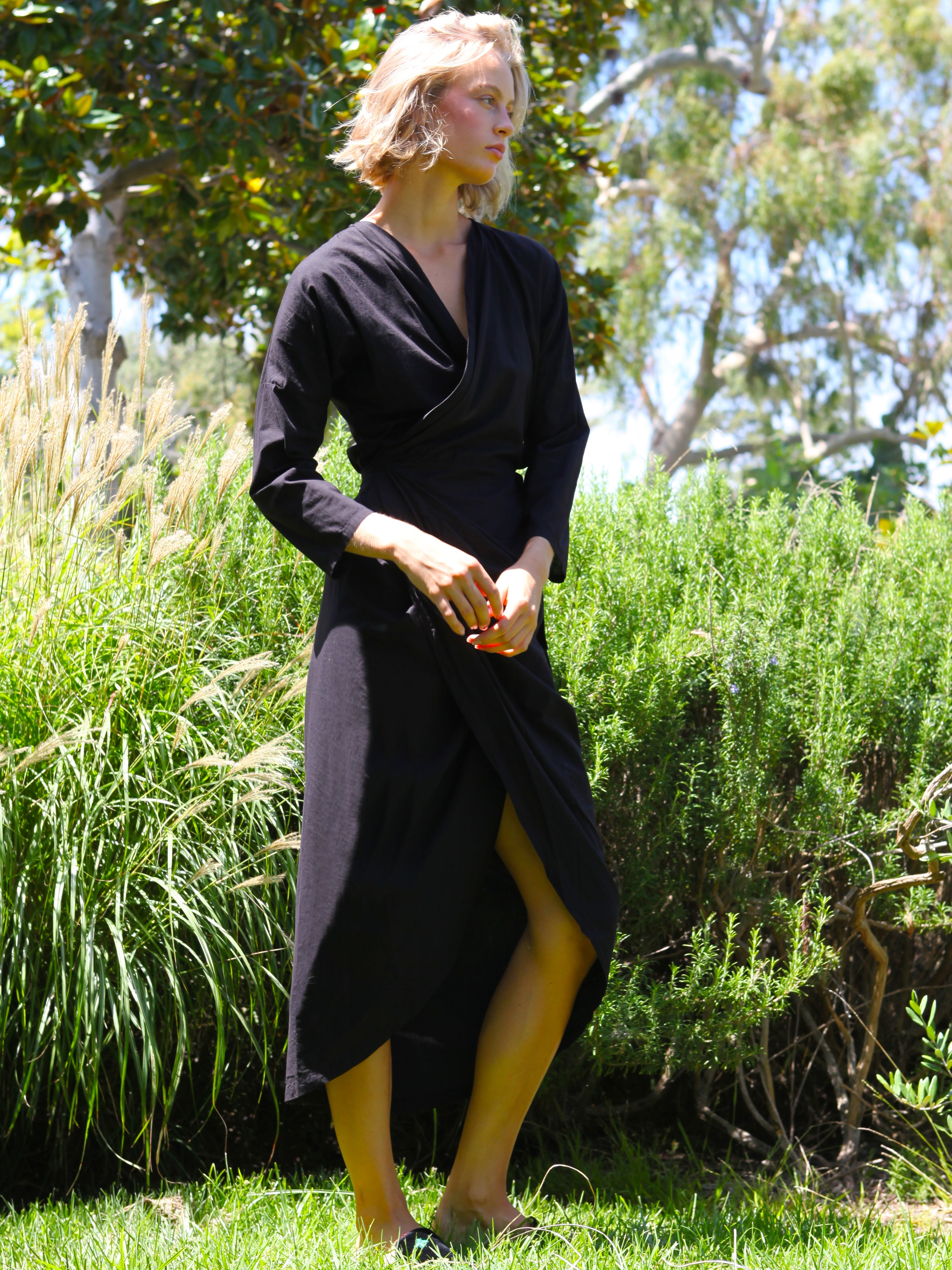 TORI Dress Black | Button Up Collared Midi Dress – Steve Madden