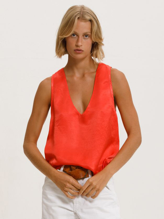Evie Classic V Neck Tank Evie Classic V Neck Tank